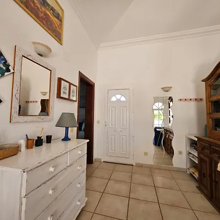 Tatil Evi Leon